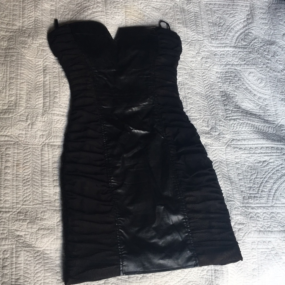 Leather insert BEBE dress